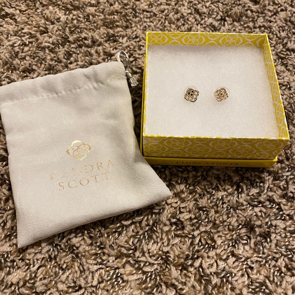 Kendra Scott Earrings